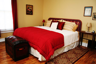 Upstairs Guest Suite #2