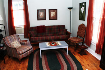 Upstairs Guest Suite #2