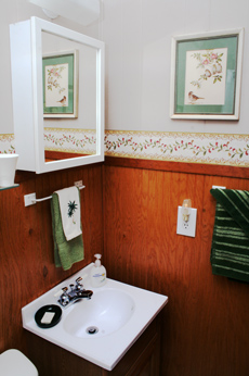 Upstairs Guest Suite #2